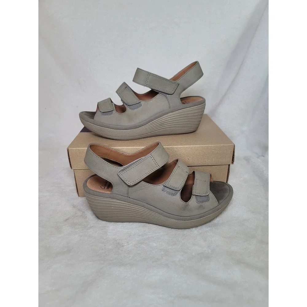 Clarks Bohemian Y2K Wedge Sandals Gray Comfy Leather Vacation Size 7 Resortwear‎